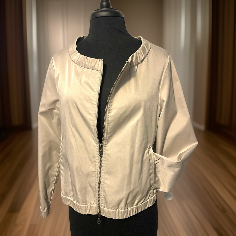 Chico’s lightweight beige jacket
